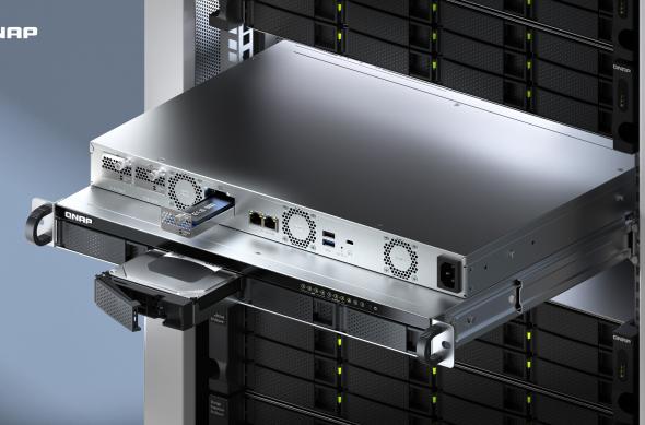 QNAP TS-h765eU: marketing site_01_TS-765eU_SSD_HDD.jpg