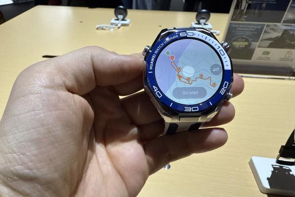 HUAWEI Watch Ultimate 2 - Fotografii hands-on