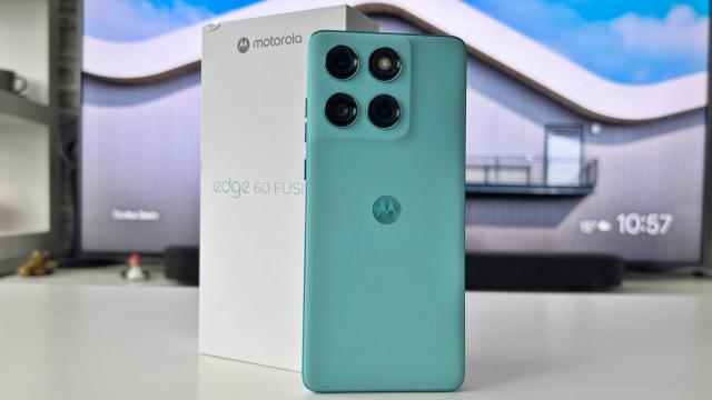 <b>RESIGILATUL ZILEI #108: Motorola Edge 60 Fusion, ecran OLED Pantone și 12GB RAM – un telefon subțire, puternic și surprinzător de accesibil</b>Suntem la episodul #108 din seria „RESIGILATUL ZILEI”, unde descoperim acele produse care oferă surprinzător de mult pentru prețul cerut — mai ales când varianta resigilată vine cu tot ce ai nevoie. Azi vorbim despre un telefon midrange 