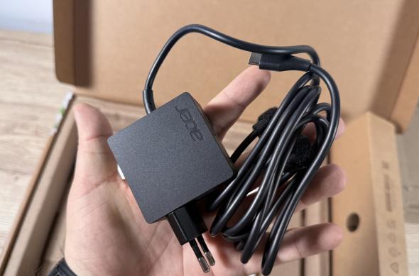 Acer Swift 16 AI - Unboxing: Photo 24.11.2025, 19 48 39.jpg