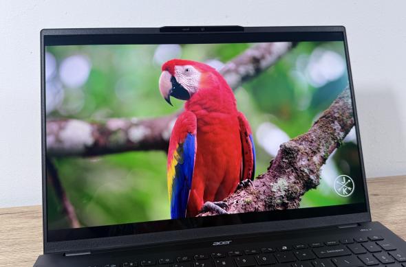 Acer Swift 16 AI - Display: Photo 24.11.2025, 20 41 30.jpg