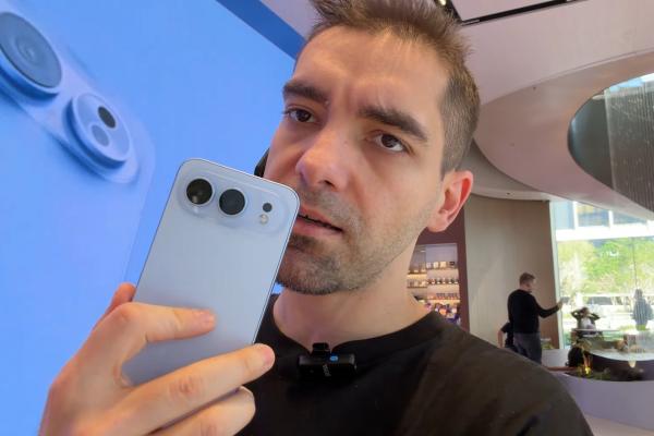 Video hands-on HONOR 500: Smartphone midrange, cu hardware „wow”, în frunte cu un procesor Snapdragon 8s Gen 4 și o baterie MARE, de 8000 mAh