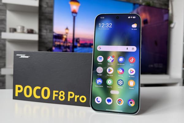 POCO F8 Pro Unboxing: Telefon de gaming cu sunet Bose, ecran 12 bit AMOLED