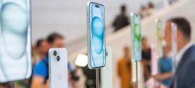 Dacă comanzi un iPhone 15 acum, ai toate șansele să-l primești doar în noiembrie!