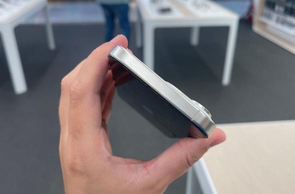 iPhone 15 Pro și Pro Max - Foto: iPhone-15-Pro-Max-Foto_004.jpg