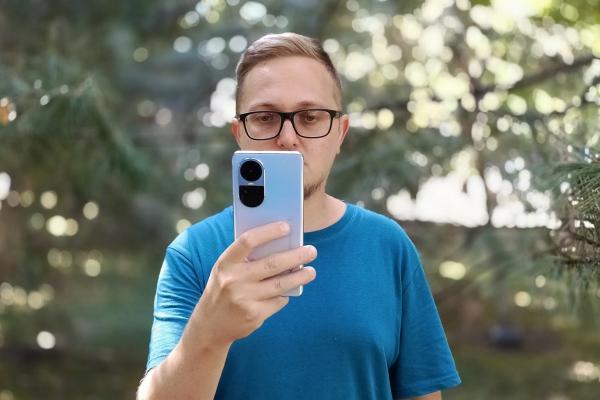 Redacţia Mobilissimo îşi dezvăluie avatarurile noi, după o provocare #renoview cu Bokeh pe OPPO Reno 10 5G