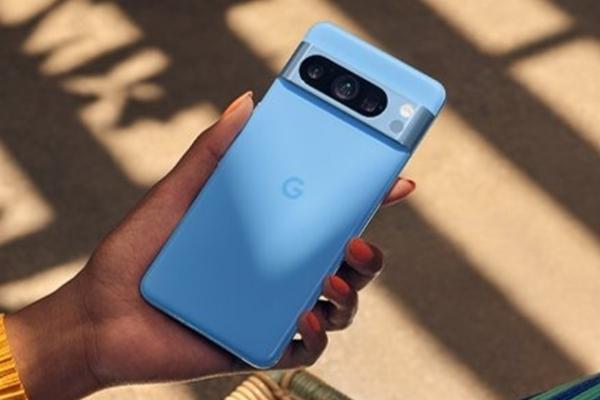 Google Pixel 8 și 8 Pro apar în imagini promoționale oficiale înainte de debutul din 4 octombrie