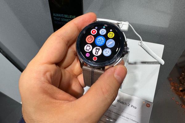 Xiaomi Watch 2 Pro - Fotografii hands-on