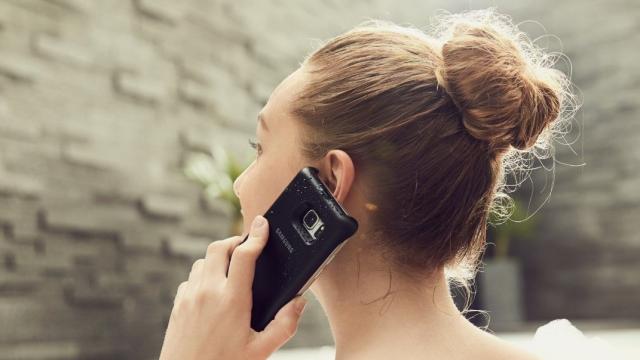 <b>Samsung Galaxy Note 7 înregistrează o creştere a ratei de utilizare, în ciuda rechemării şi problemelor sale</b>În ciuda problemelor întâmpinate de către utilizatorii phablet-ului Samsung Galaxy Note 7 cu bateriile explozive, aflăm astăzi că rata de utilizare a acestui handset are parte de o creștere destul de însemnată în ultima perioadă. 