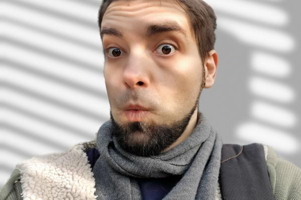 Fotografii de tip selfie făcute cu Huawei Mate Xs Hands-On