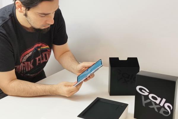 Samsung Galaxy Fold Unboxing: revenirea pliabilului, corectat şi mai ieftin pe plan local decât mă aşteptam (Video)
