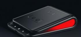 Samsung grăbește lansarea primului smartphone pliabil; Handset-ul așteptat până la final de an
