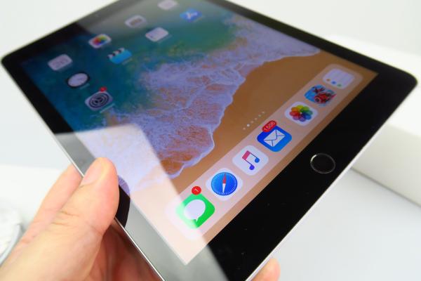 Apple iPad 9.7 (2018): Benchmark-uri care se ridică chiar la înălţimea unui flagship Huawei