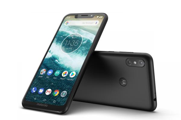 Motorola One Power, fotografii oficiale