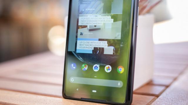 <b>Google publică distribuţia lui Android pe luna august şi nu apare nici urmă de Android Pie; Oreo se află la cota de 14.6%</b>La fiecare început de lună aflăm pe lângă date de vânzări ale telefoanelor, cote de piaţă şi alte lucruri de gen şi informaţii despre distribuţia sistemelor de operare pe mobil. Ştim că Android a progresat destul de greu în ultimii ani şi azi avem datele 