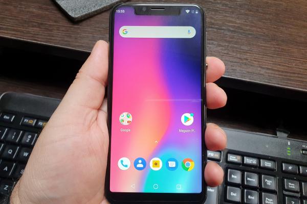 iHunt Alien X Black: Display HD rezonabil, cu contrast OK