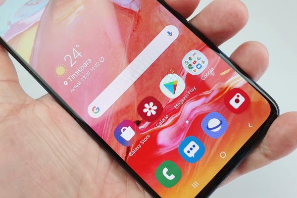Samsung Galaxy A70: OS, UI, aplicaţii clasice One UI, cu câteva update-uri