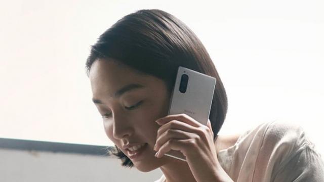 <b>Operatorul japonez DoCoMo dezvăluie o listă a terminalelor Sony ce se pregătesc pentru actualizarea la Android 10!</b>Printre producătorii de pe piață ce întârzie a oferi actualizarea la Android 10 pentru telefoanele din portofoliu se numără și Sony, companie care în anii trecuți se mișca ceva mai rapid în a aduce cel mai nou release software 