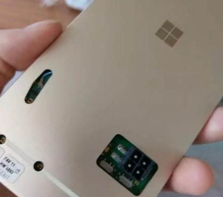 Microsoft Lumia 960 - Fotografii prototip: Prototip-Lumia-960_006.jpg