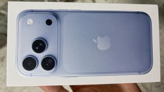 iPhone 18 Pro Max ar putea primi o variantă de culoare inspirată de Sierra Blue de pe iPhone 13 Pro