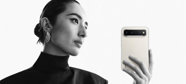 Încă un format nou de telefon: Huawei Pura X View anunţat, cu ecran wide, pe format candybar