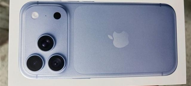 iPhone 18 Pro Max ar putea primi o variantă de culoare inspirată de Sierra Blue de pe iPhone 13 Pro