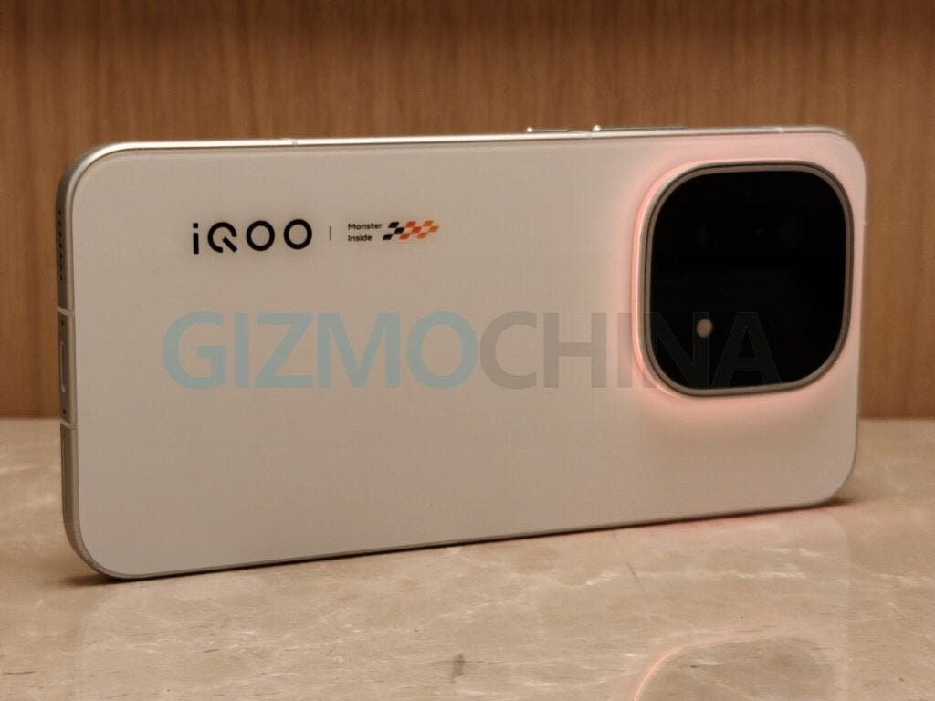 iQOO pregătește un duo de gaming pentru septembrie: telefonul iQOO 16 și o tabletă compactă cu Snapdragon Gen 6