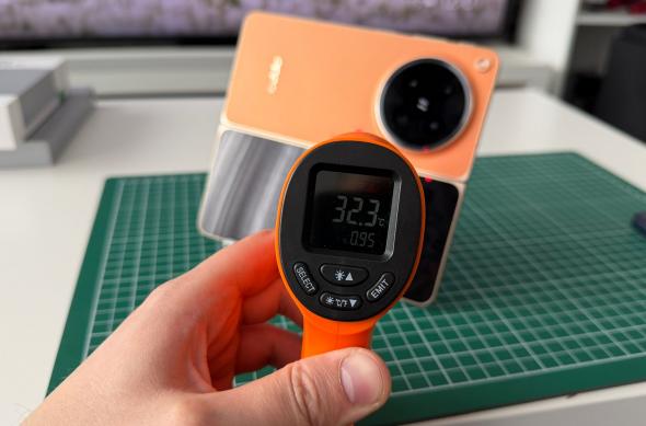 OPPO Find N6 - Test temperatură: Photo 24.03.2026, 14 01 44.jpg
