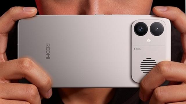 <b>Redmi K90 Max apare în GeekBench cu CPU de top, MediaTek Dimensity 9500; Vine cu baterie de 8550 mAh</b>Redmi pregătește lansarea unui nou flagship în China. Am aflat deja detalii privind designul lui Redmi K90 Max, model orientat spre gameri, cu sistem de răcire ce implică un ventilator activ integrat sub capotă. Ei bine, el apare acum și în GeekBench