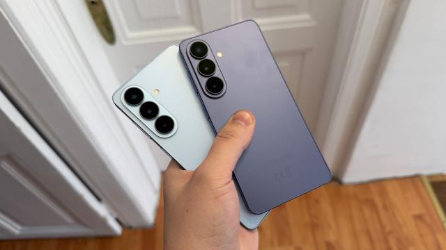 <b>Românii au cheltuit peste 1 miliard de euro pe telefoane în 2025; Piaţa stagnează totuşi în 2026</b>Am rămas surprins de cifrele vehiculate de un oficial Xiaomi recent pentru piaţa smartphone din România. Am aflat dintr-un interviu acordat de un oficial Xiaomi celor de la Ziarul Financiar că România sta binişor la unităţi vândute 