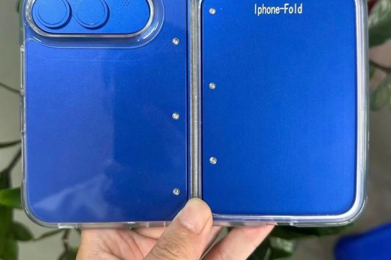 Huse iPhone Ultra - Leak: download - 2026-04-20T124302.789.jpg