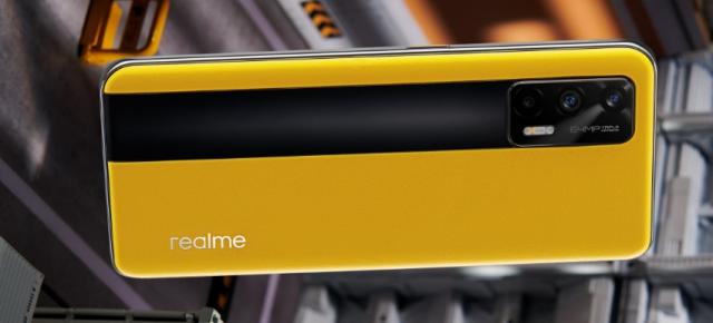 Realme GT 5G este acum oficial și vine echipat cu CPU Snapdragon 888, ecran AMOLED 120Hz și încărcare la 65W; Totul la 360 euro