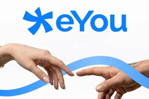 Reţea de socializare made în România? Ce este eYou, rival Facebook pentru europeni