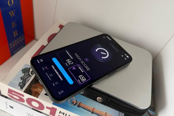 Apple iPhone 17e: Conectivitate cu modem nou, Wi-Fi 6, eSIM