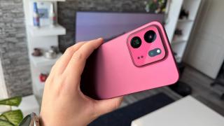 TCL P80 Ultra: Camera ce surprinde plăcut prin culori tomnatice, periscop telephoto pentru zoom
