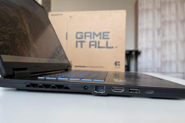 Gigabyte A16 - Design