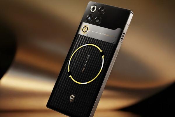 Redmagic 11 Pro Plus Golden Saga