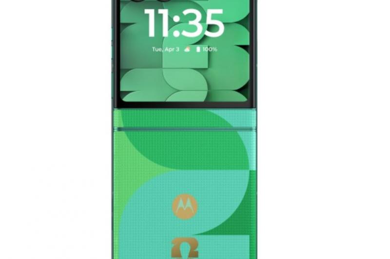 Motorola RAZR - Ediție FIFA: Untitled (15).jpg