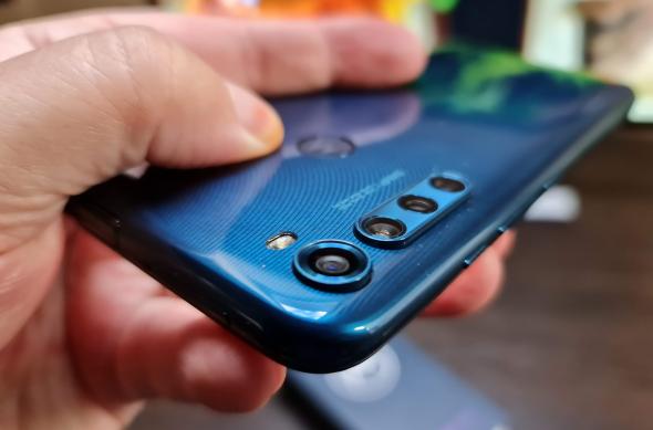 Motorola One Fusion+ - Galerie foto Mobilissimo.ro: Motorola-One-Fusion-Plus_013.jpg