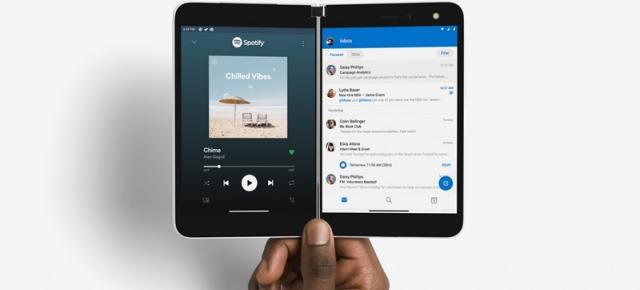 Microsoft Surface Duo vine oficial în Europa în 2021, primeşte o ediţie specială de aplicaţie TikTok