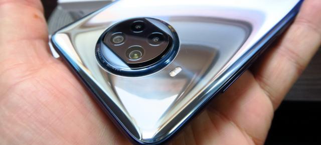 Turul Magazinelor #817: telefoane Xiaomi 5G sub 1400 lei, căşti cadou cu telefoane Oppo, reduceri jocuri PlayStation