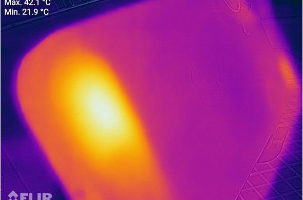 Test termic - Apple iPhone 16: flir_20241007T080433.jpg