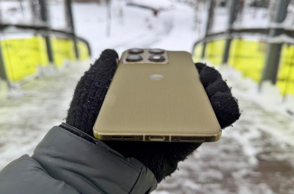 Motorola Signature - Fotografii hands-on(2): Motorola-Signature-Design_ (3).jpg