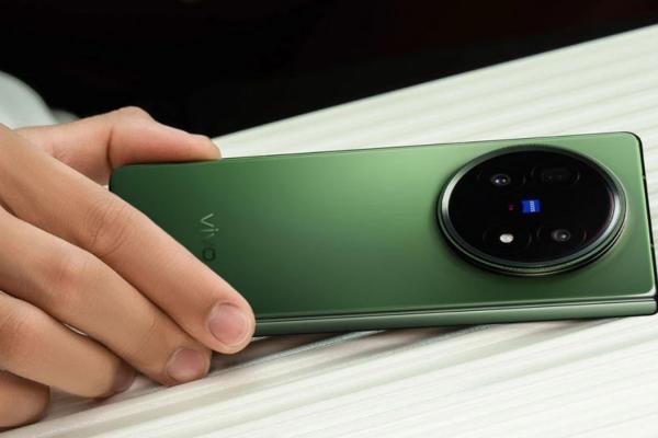 vivo X300e și X Fold6 apar în baza GSMA; Două lansări importante pregătite pentru 2026