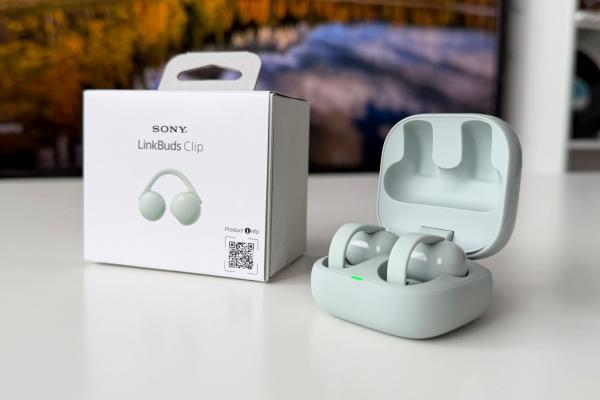 Sony LinkBuds Clip Review: Confort și stil sub formă de cercei, alternativa japoneză pentru căști wireless open ear