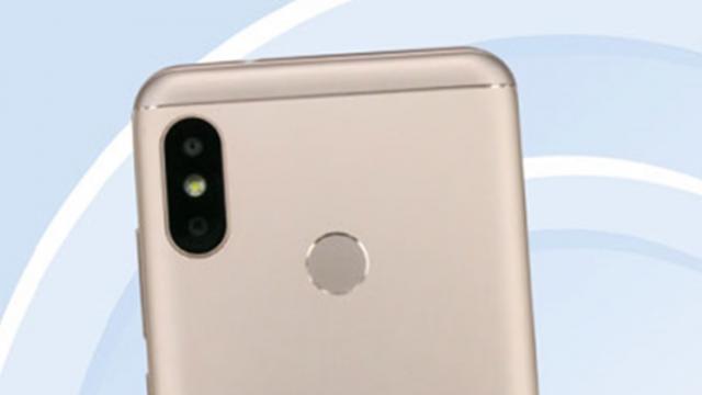 <b>Xiaomi Redmi Note 6 Pro obține certificarea TENAA; Vine cu o baterie generoasă și Android 8.1</b>Finalul acestei luni ne va aduce numeroase lansări marca Xiaomi, printre acestea numărându-se smartphone-ul Xiaomi Mi 8, brățara fitness Mi Band 3, cât și terminalul Redmi Note 6 Pro care în ultimele zile tocmai ce a bifat certificarea TENAA