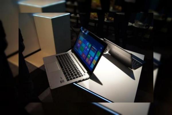 Lansare Vodafone pentru tablete și portabile ASUS cu Windows RT / Windows 8 [video]