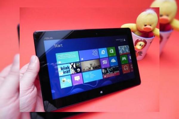 ASUS VivoTab Smart Review: Înlocuitor de notebook, o abordare interesantă (Video)