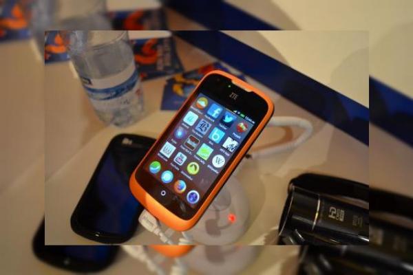 MWC 2013: Firefox OS Într-un hands on preview pe telefonul ZTE Open (Video)
