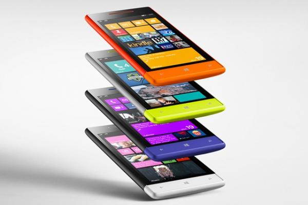 HTC Windows Phone 8S are un preț interesant acum la eMAG.ro